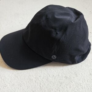 Lululemon Quick Dry Running Athletic Baseball Style Hat Black Adjustable OneSize